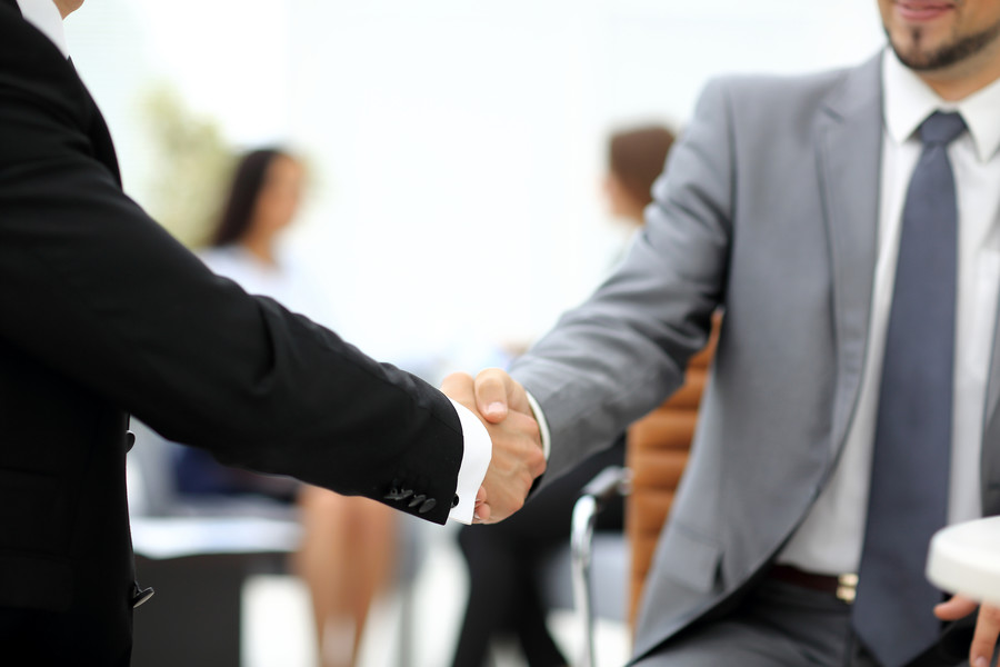 勞務派遣教師年底績效工資之探析:深圳法律咨詢網視角下的法律考量