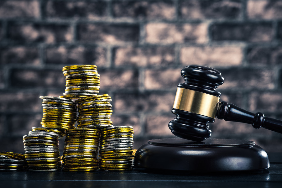 深圳股權律師解讀:拉夏貝爾港股退市,創始人曾連上百富榜