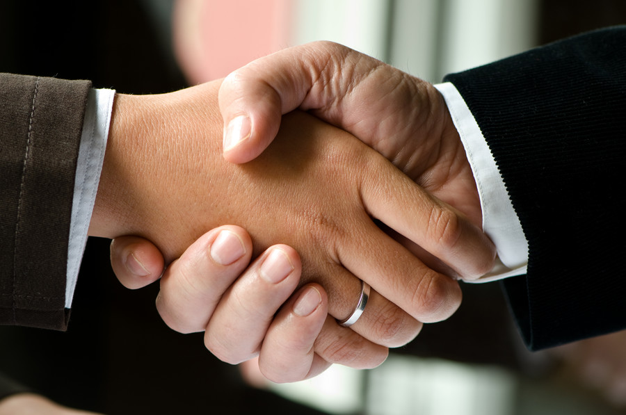 監(jiān)護(hù)權(quán)案件中的技術(shù)挑戰(zhàn):深圳撫養(yǎng)權(quán)糾紛律師闡釋應(yīng)用程序和在線通訊的處理