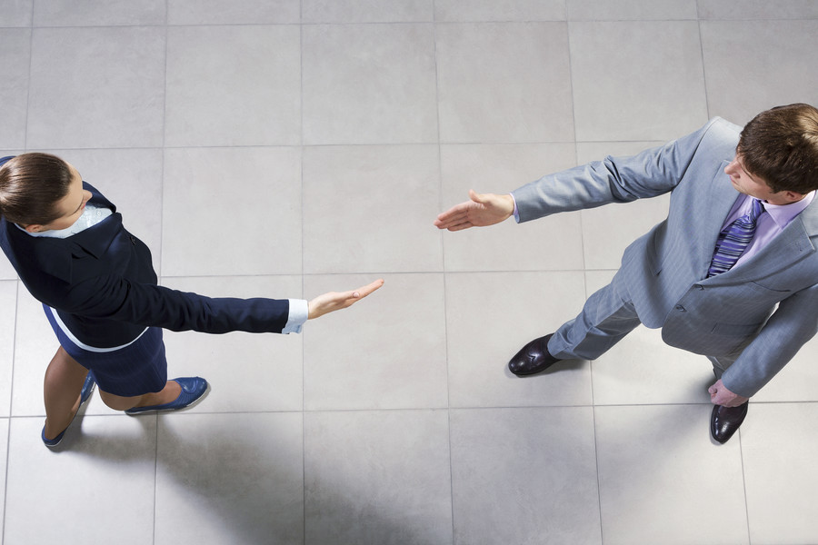 深圳律師事務所解讀:黑龍江大慶自助餐廳打包糾紛的法律與道德審視