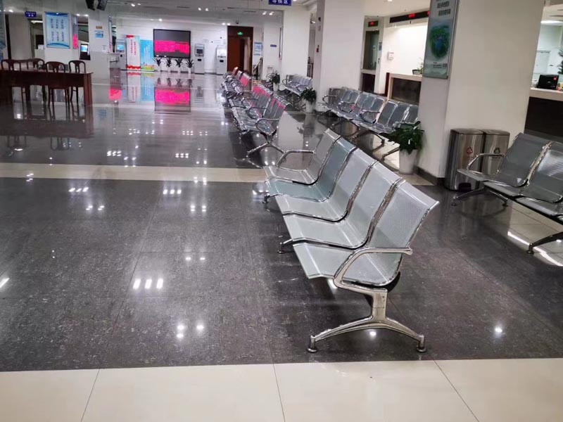 利用職務(wù)之便索取費用不征稅款的行為如何定性?深圳刑事辯護律師告訴您