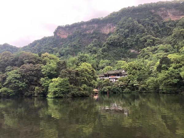 普法課堂:深圳動遷咨詢網講解農村宅基地的三個熱門問題