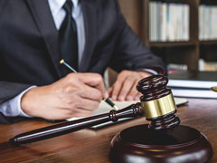 <b>深圳拆遷律師解讀：拆遷補(bǔ)償款分配爭(zhēng)議中的“同住人”法律地位</b>